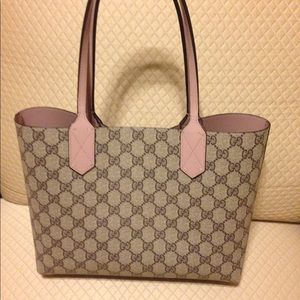 Small reversible gucci tote